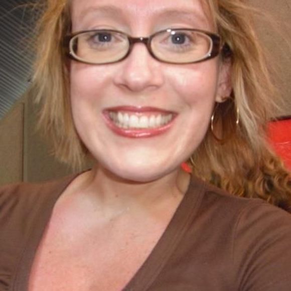 Meet your Posher, Monique - Picture 1 of 1